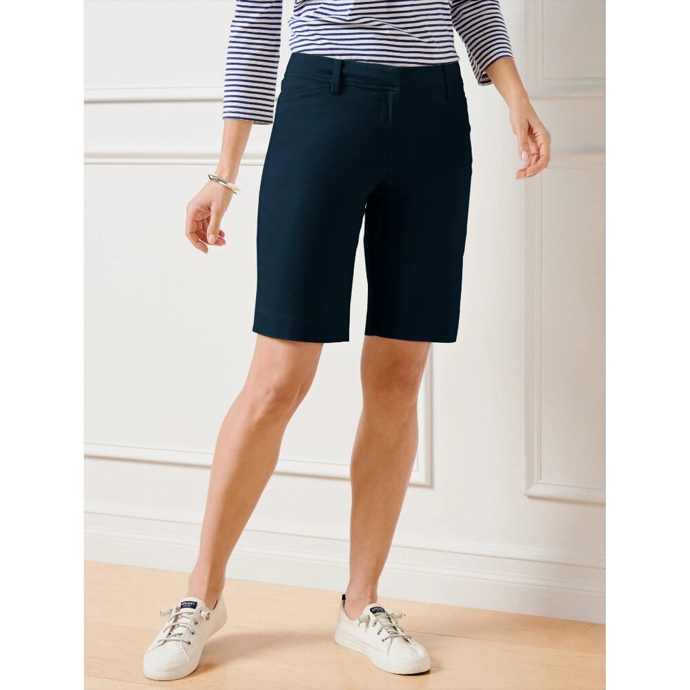 Talbots Navy Perfect Shorts 9" Inseam 10 Petite